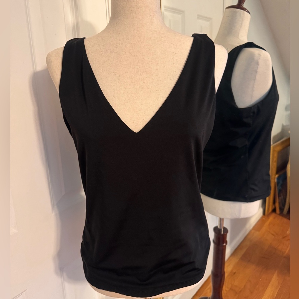 Express Black V-Neck Sleeveless Top